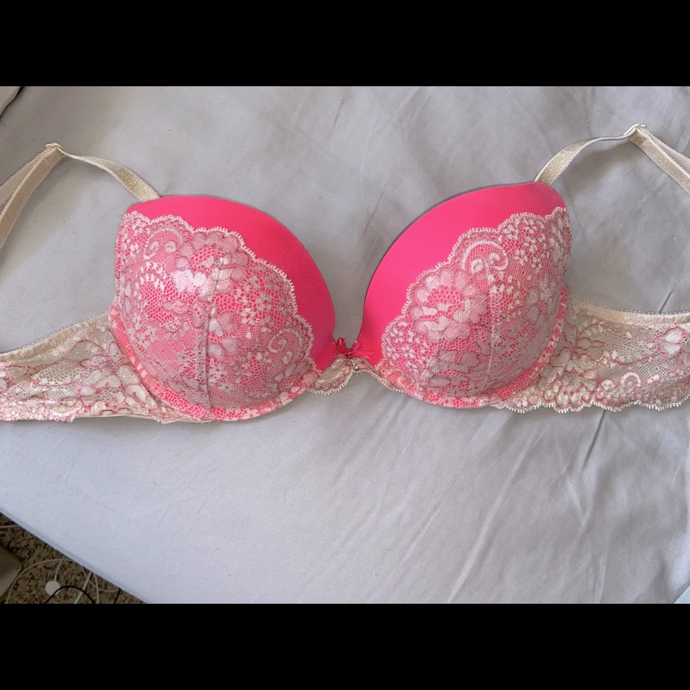Pink with lace detail Victoria’s Secret Bra